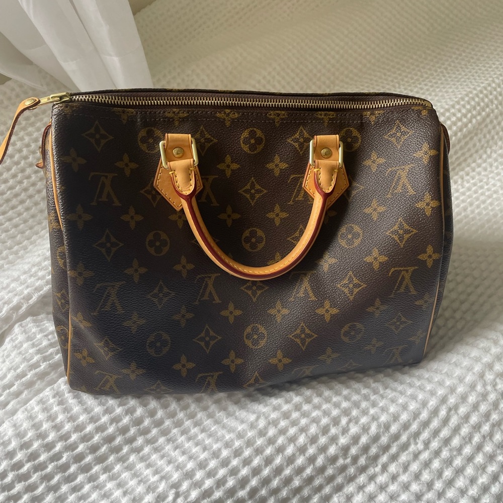 Louis Vuitton Speedy 30